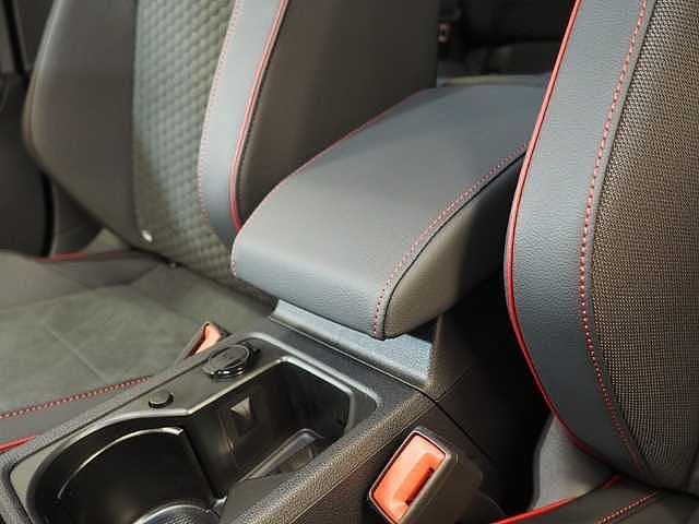 Volkswagen Golf GTI Clubsport 2.0 TSI 300 PS DSG  RFK Navi Klimaautomatik SH 18'