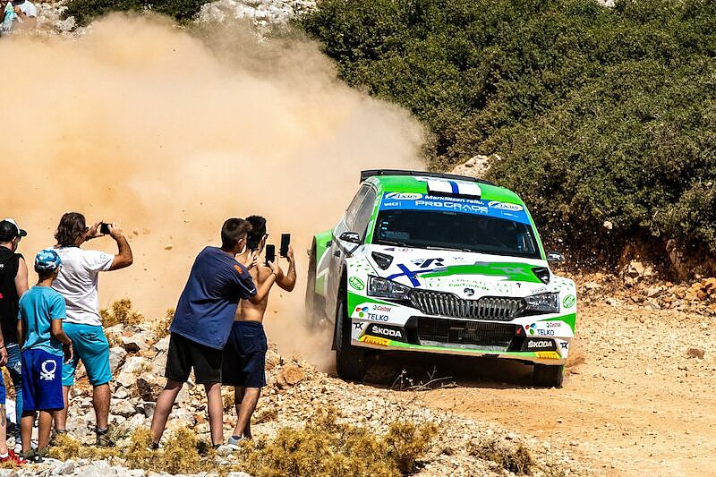 Akropolis-Rallye Griechenland: doppelter WRC2-Sieg für ŠKODA Fahrer Emil Lindholm